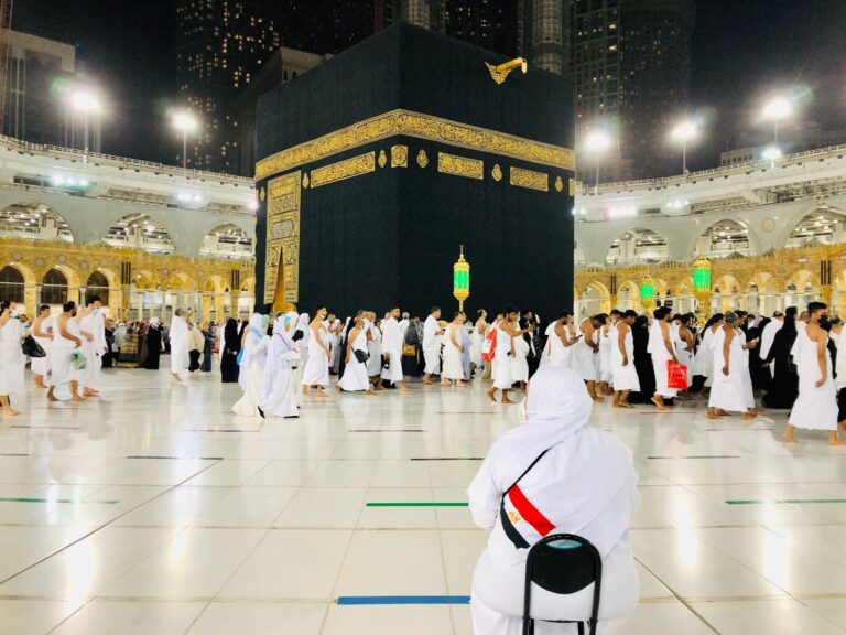 Tata Cara Thawaf Umroh Syariah: 7 Putaran